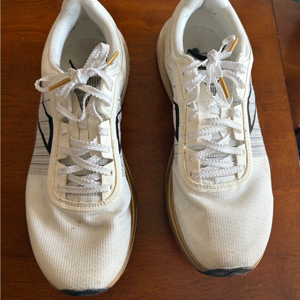 Diadora White and Black Carbon Plated Sneakers